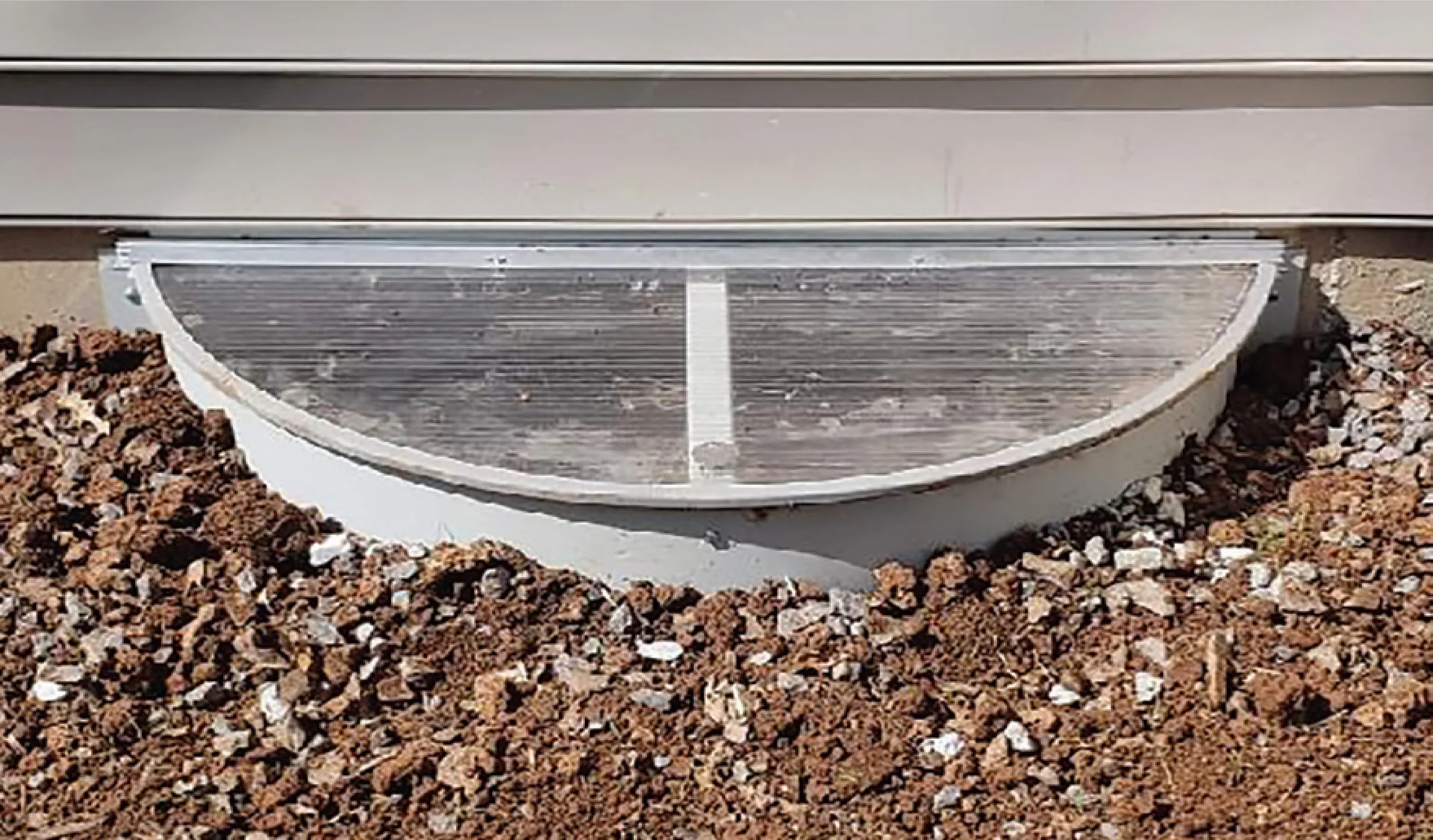 EcoSpect Window Well and Cover Combo Unit